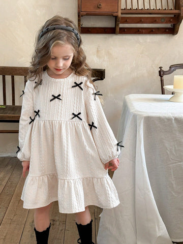 Young Girl Casual Matching Mother-Daughter Bow Decoration Wave Pattern Round Neck Dropped Shoulder Puff Sleeve Waisted Dress
