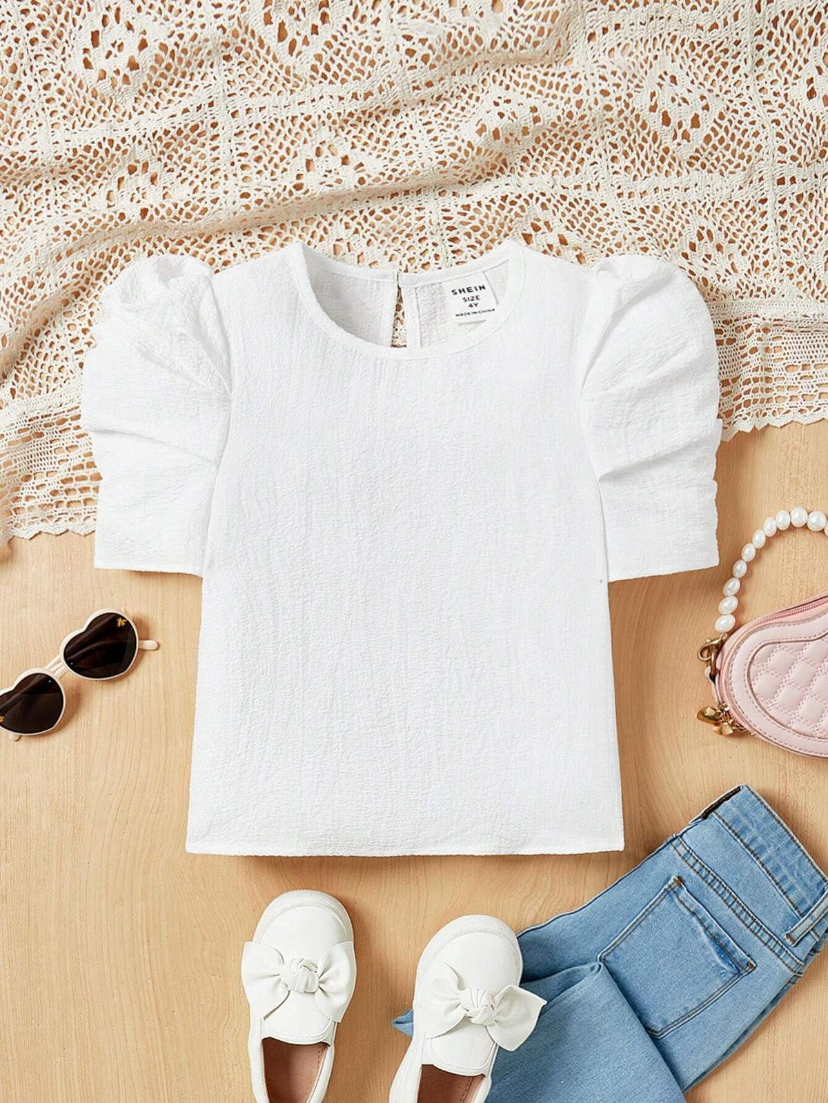 Young Girl Casual Solid Color Puff Sleeve Shirt