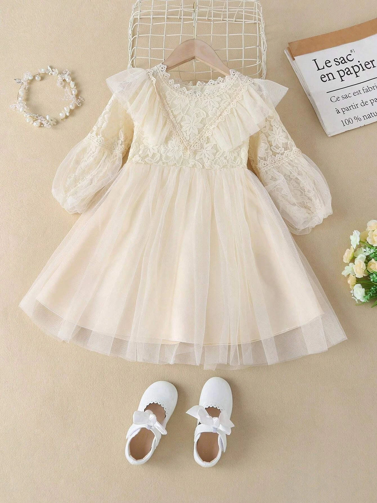 Young Girl Contrast Lace Lantern Sleeve Mesh Dress
