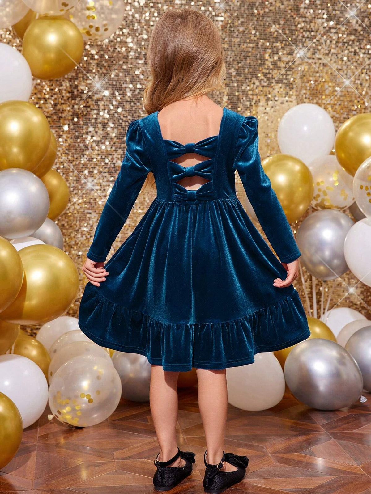 Young Girl Cute Back 3D Bowknot Decoration Velvet Dress , Casual Simple Elegant Dress, Suitable For Autumn And Winter