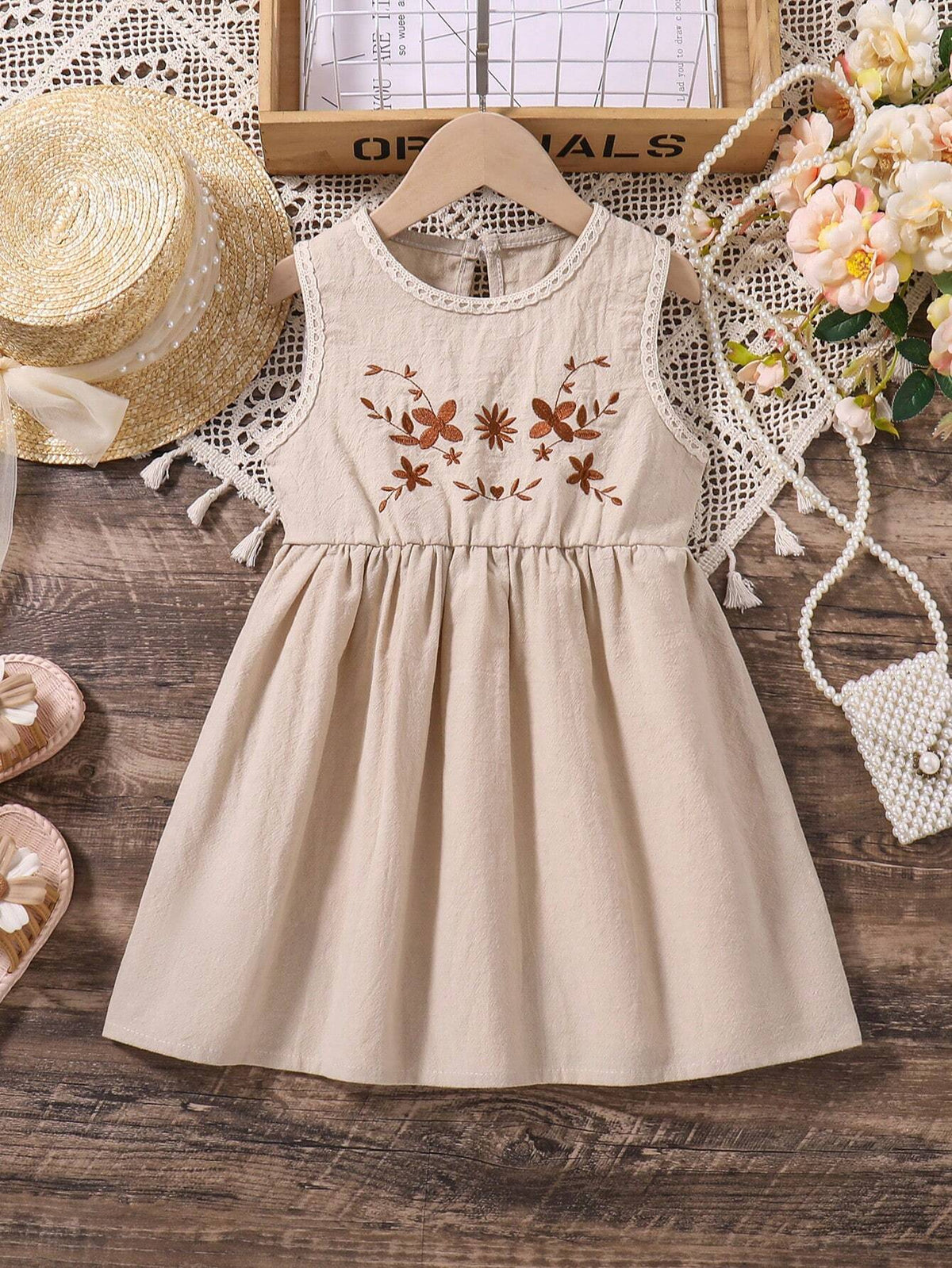 Young Girl Embroidered Collar And Sleeve Cuffs Decorated Lace Edge A-Line Dress For Vocation, Spring/Summer