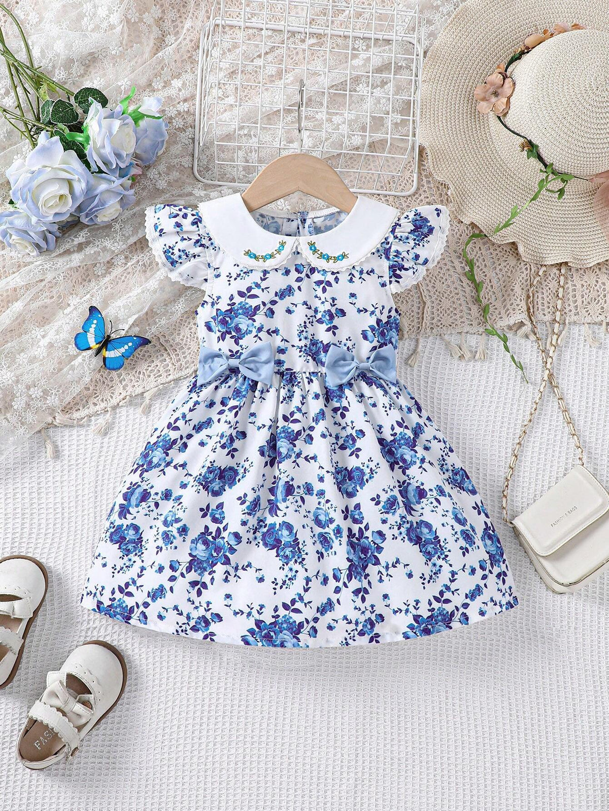 Young Girl Embroidered Piter Pan Collar Sweet Bowknot Romantic Holiday Dress