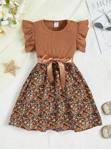 Young Girl Floral Dress With Flying Sleeves