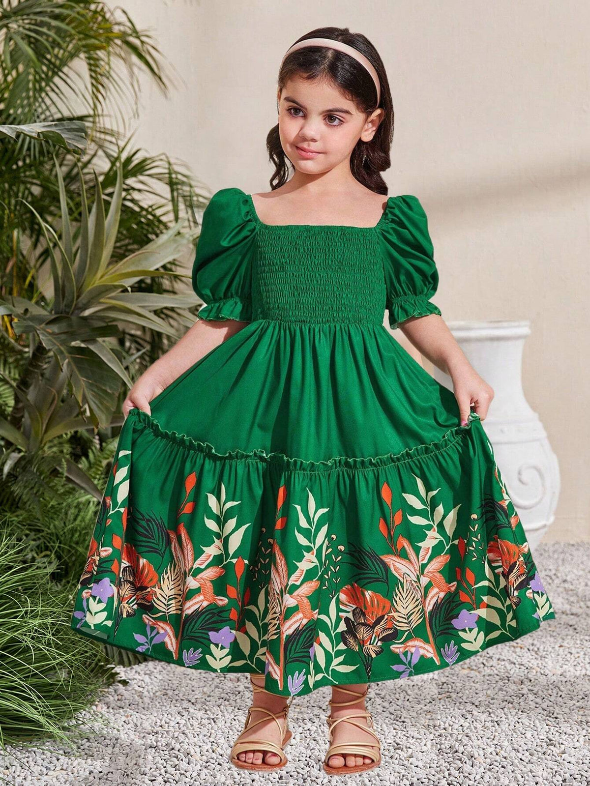 Young Girl Jointly Designed Cute Floral Pattern Bubble Sleeve Medium-Long Vacation Dress