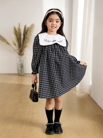 Young Girl Letter & Floral Embroidery Plaid Long Sleeve Loose Smock Dress, Autumn