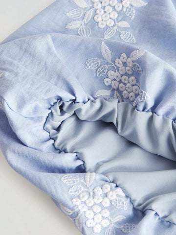 Young Girl Loose Casual Puff Sleeve Floral Bud Dress