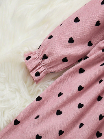 Young Girl Scoop Neck Long Sleeve All-Over Heart Print Dress With Bow Decor