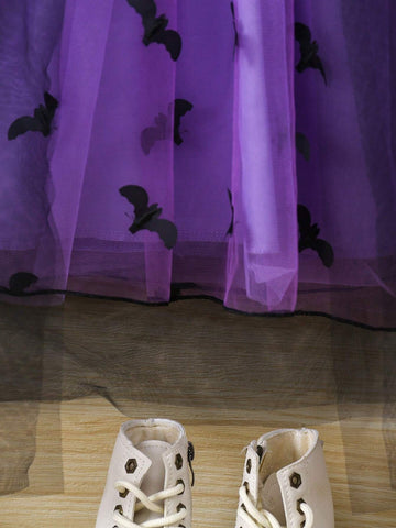 Young Girl Sweet Elegant Velvet 3D Embroidered Bat Wing Cloak Dress, Suitable For Halloween, Travel, Shopping, Holiday, Party, Daily Wear, Spring, Autumn, Winter