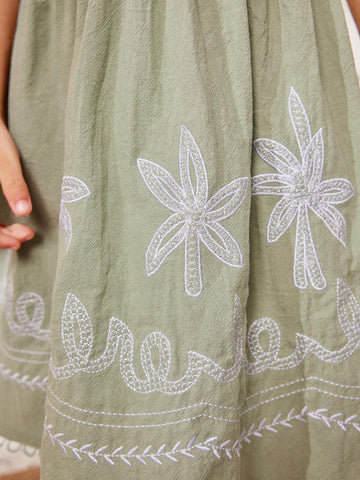 Young Girl Sweet Lovely Embroidery Detail Puff Sleeve Summer Dress