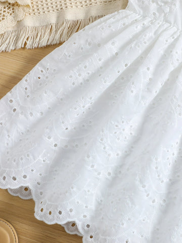 Young Girl White Solid Color Romantic Dress With Round Neck And Ruffled Sleeves For Summer