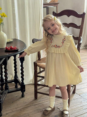 Young Girl Woven Solid Color Ditsy Floral Ruffle Puff Sleeve Casual Dress