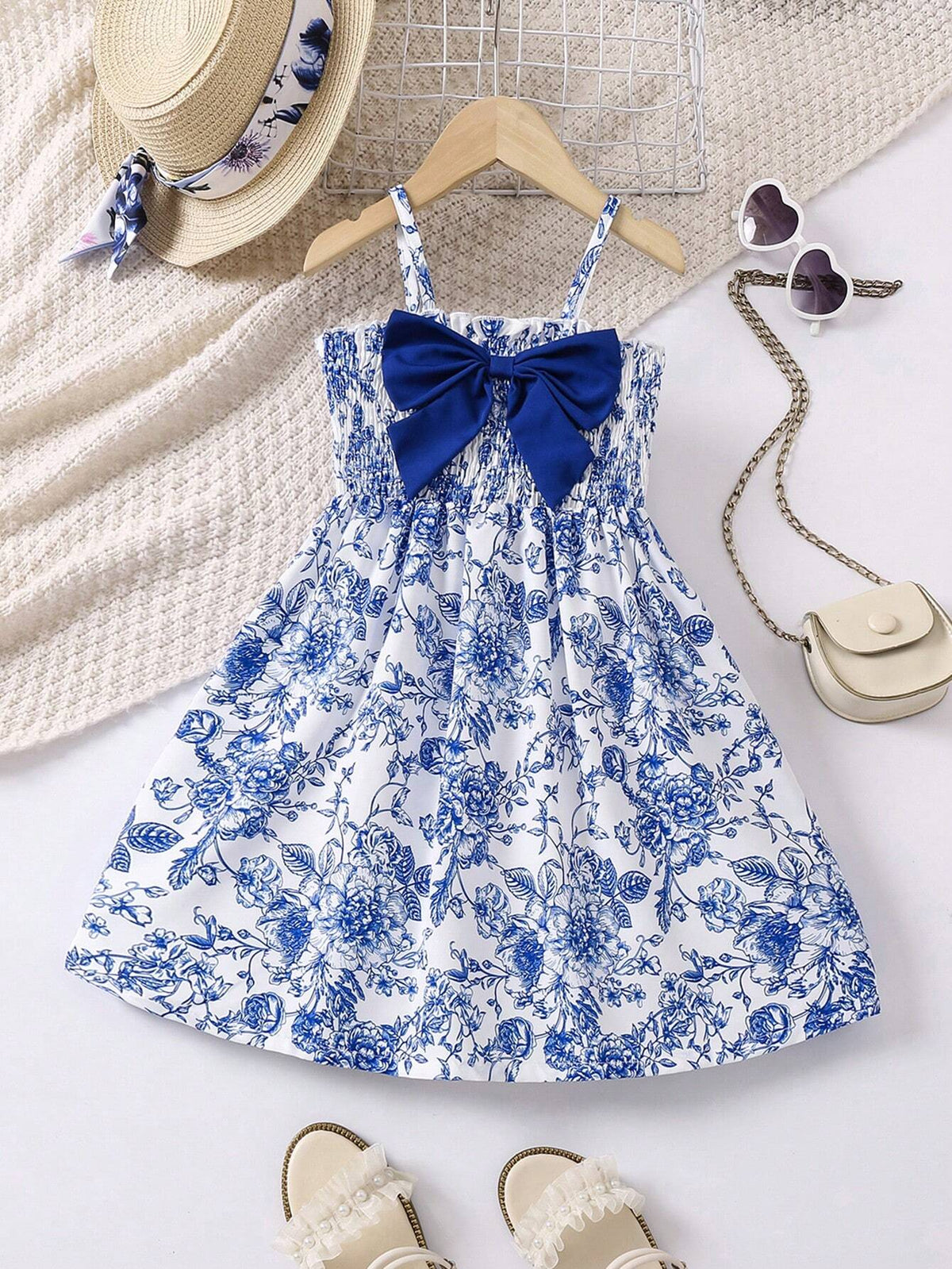 Young Girls' Bowknot Decor Flower Printed Spaghetti Strap Dress