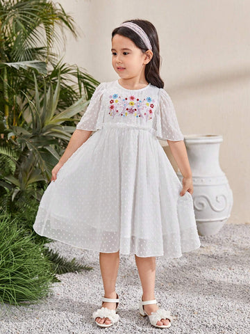Young Girls' Elegant And Romantic Floral Embroidery Dress With Ruffle Hem