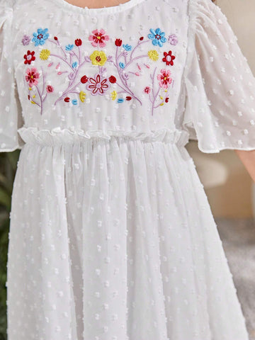 Young Girls' Elegant And Romantic Floral Embroidery Dress With Ruffle Hem