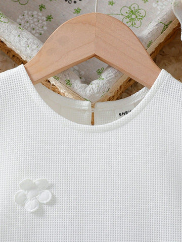 Young Girls' Elegant Floral 3D Decor White Knit Sleeveless Dress