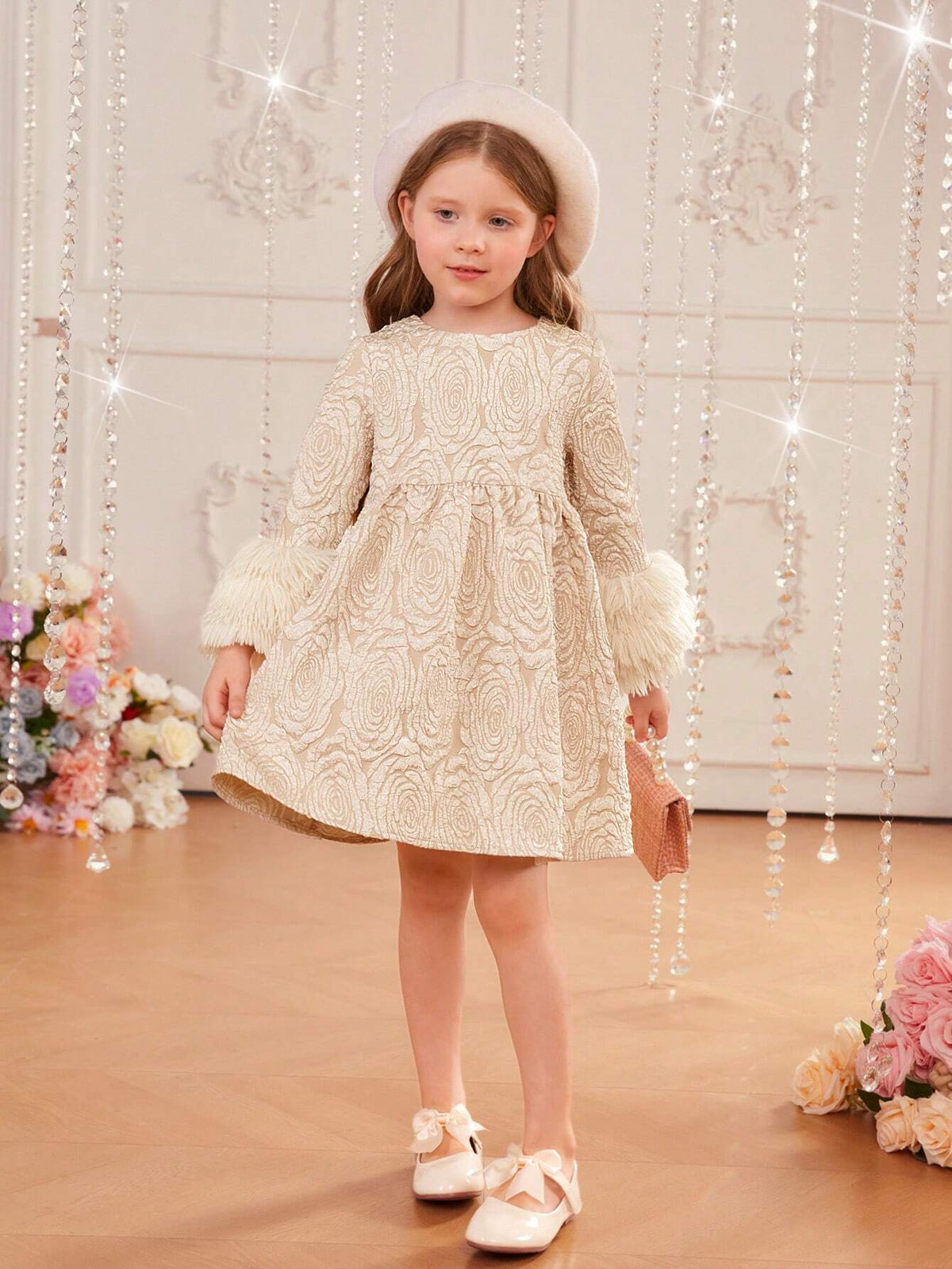 Young Girl's Slim Fit, Romantic And Elegant Fabric Patchwork Round Neck, Head To Wear Furry Cuffs Dress