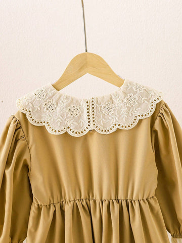 Young Girls' Spring/Summer Casual Color Block Hollow Out Embroidered Peter Pan Collar Puff Sleeve Dress