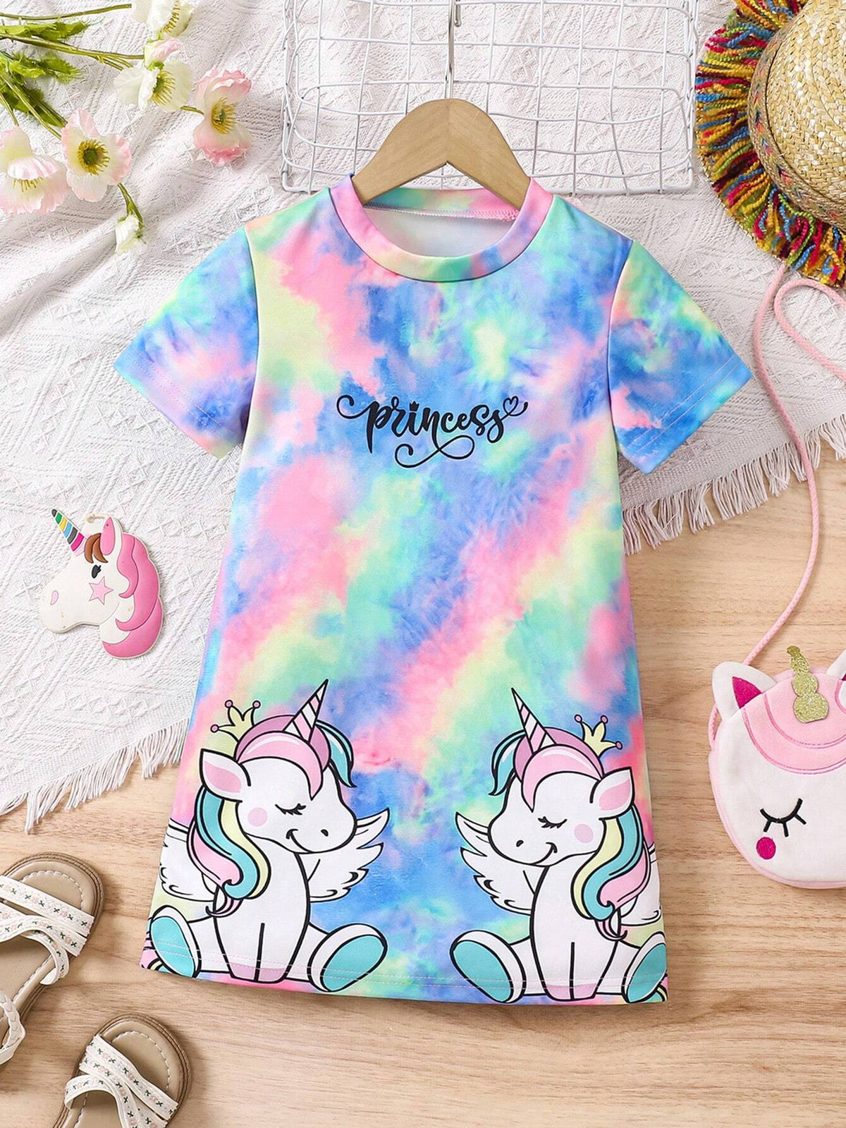 Young Girls Unicorn Print Round Neck Short Sleeve Dress