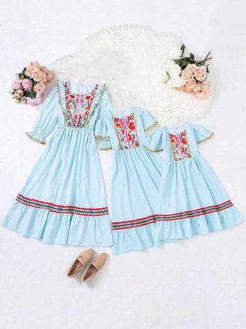 Young Girl's Woven Flowers Printed Casual One-Piece Dress With Woven Belt And Round Neckline Mommy And Me Matching Outfits
