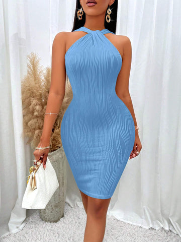 SOLERSUN Elegant Solid Color Textured Twist Halter Sheath Dress