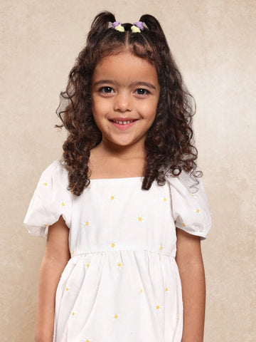 Young Girls Balloon Sleeve Dress With Embroidered Daisy Flower