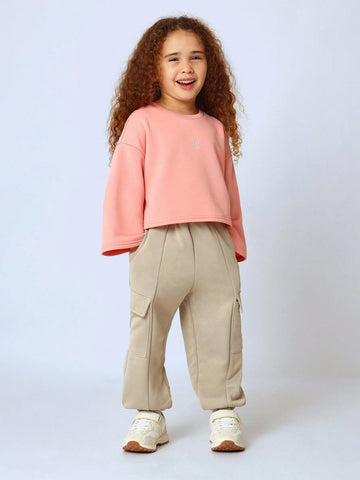 Young Girls Comfy Crop Fit Flare Sleeve Sweatshirts With Small Embroidery Pattern
