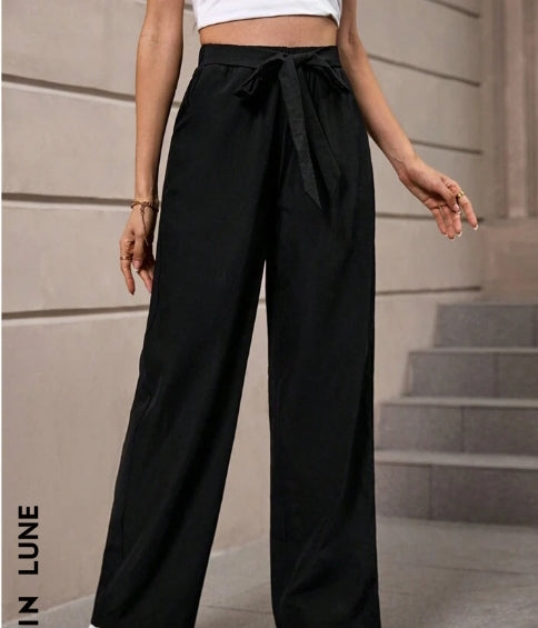 LUNE Solid Belted Pants