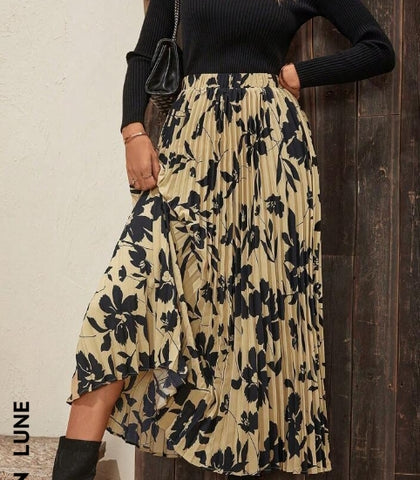 Floral Print Pleated Skirt