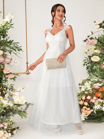 Sequin Decor Appliques Mesh Wedding Dress