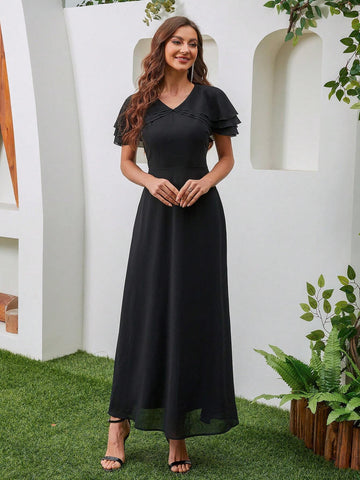 Short Sleeve V-Neck Chiffon Bridesmaid Dress With Slim Waist In Solid Color