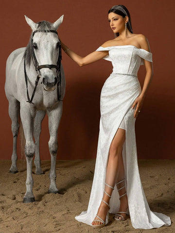 Simple Off Shoulder French Style Lightweight Wedding Dress