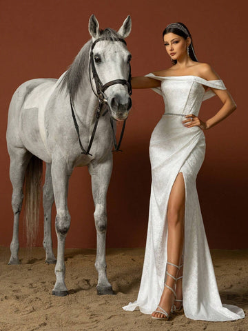 Simple Off Shoulder French Style Lightweight Wedding Dress