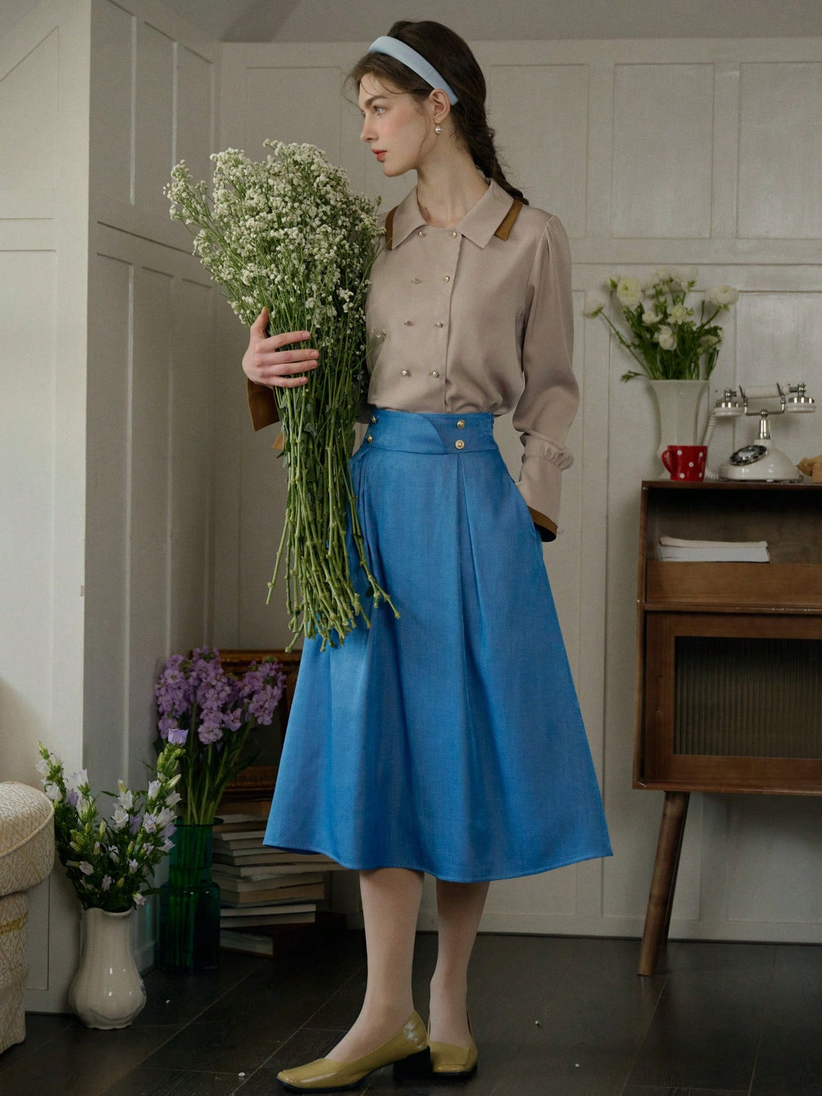 Simple Retro Ladies' Solid Color Casual Knee Length Skirt