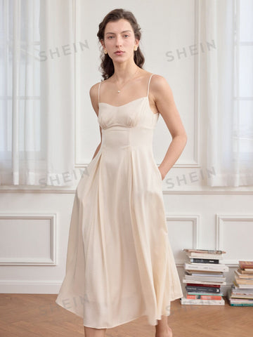 Simple Retro Solid Fold Pleated Detail Cami Dress