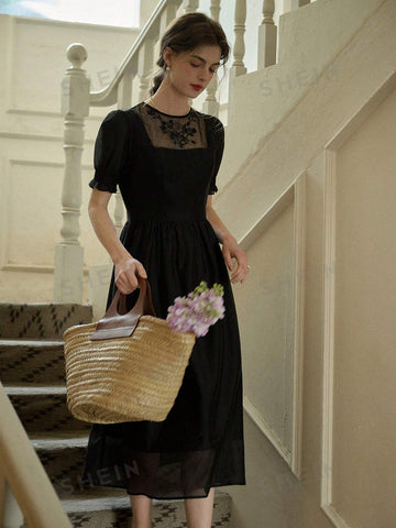 Simple Retro Women's Embroidery Mesh Panel Joint Sleeveless Dress