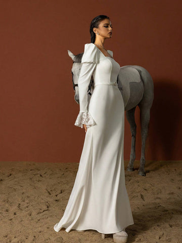 Simple Square Neckline Long-Sleeve French Wedding Dress