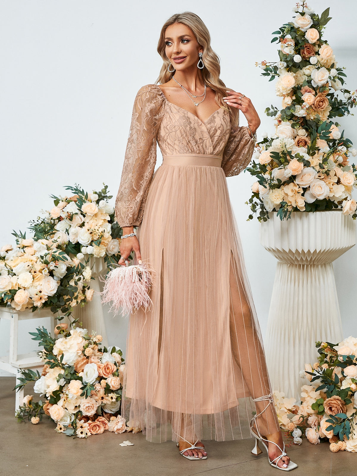 Simplee Contrast Lace Sweetheart Neck Split Thigh Mesh Dress