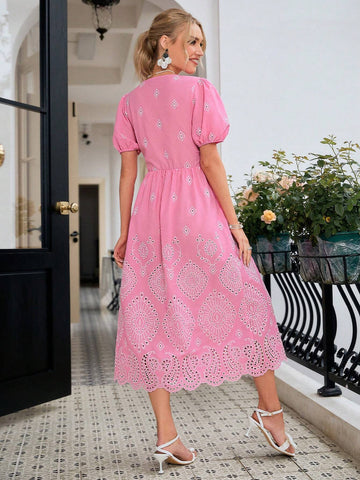Simplee Women Simple Solid Color V Neck Embroidered Dress