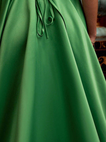 Solid Color Backless Halter Neck Maxi Dress With Big Hemline