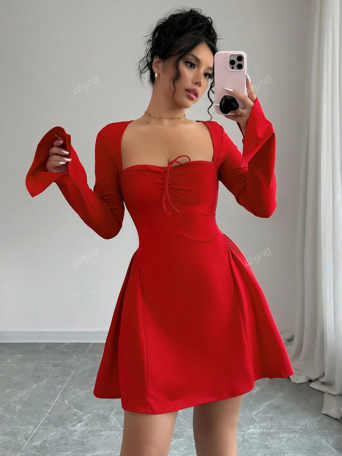 Solid Color Chest Pleated Short Dress, Side Design, Pure Desire Style, Outdoor Dressing, Internet Famous Hot Girl