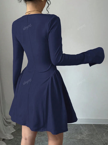 Solid Color Chest Pleated Short Dress, Side Design, Pure Desire Style, Outdoor Dressing, Internet Famous Hot Girl