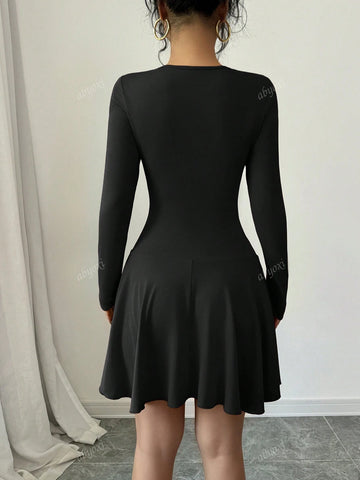 Solid Color Front Cut Out Ruched Long Sleeve Ruffle Hem Slim Fit Dress,Party,Christmas,Valentine's Day,2024 Autumn And Winter New Women's Clothing