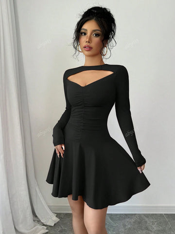 Solid Color Front Cut Out Ruched Long Sleeve Ruffle Hem Slim Fit Dress,Party,Christmas,Valentine's Day,2024 Autumn And Winter New Women's Clothing