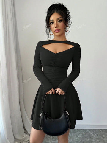 Solid Color Front Cut Out Ruched Long Sleeve Ruffle Hem Slim Fit Dress,Party,Christmas,Valentine's Day,2024 Autumn And Winter New Women's Clothing