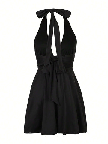 Solid Color Halter Backless Tie V-Neck Hollow Out Sexy Mini Skirt