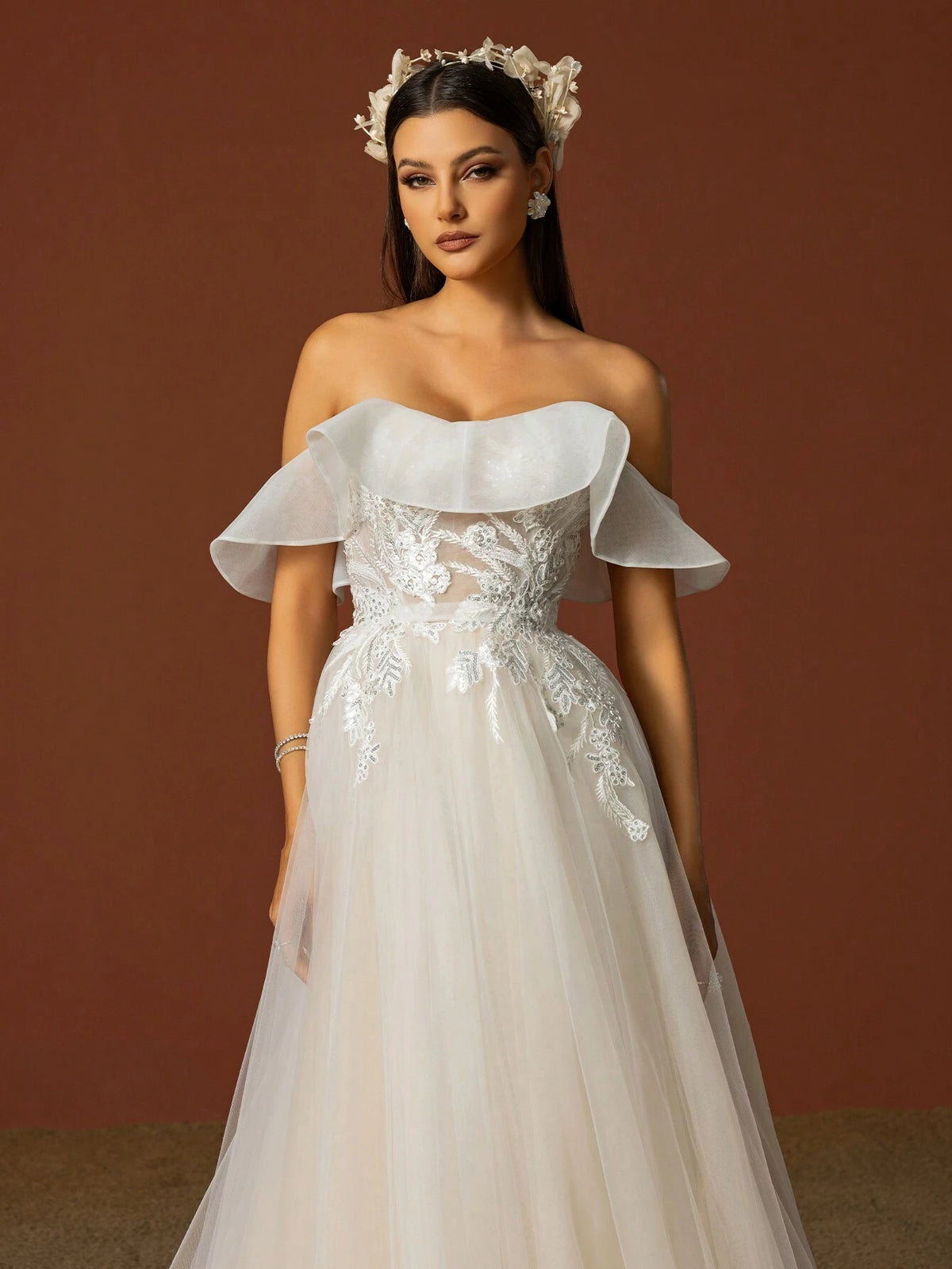 Solid Color Off-Shoulder Mesh Splice Wedding Dress