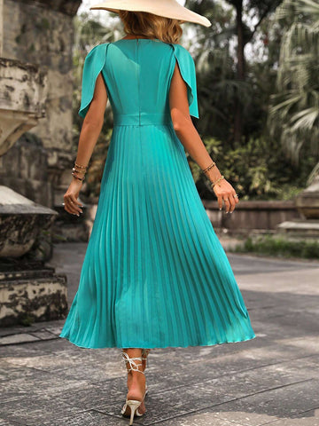 Solid Color Pleated Hem Dress