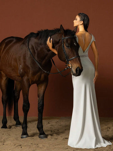 Solid Color Slim Fit Mermaid Wedding Dress With Lace Details And Train