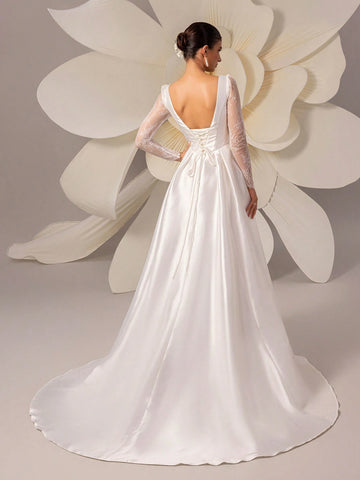 Solid Color V-Neck Satin And Lace Bridal Gown With Elegant Long Trail