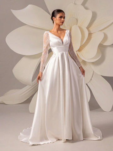 Solid Color V-Neck Satin And Lace Bridal Gown With Elegant Long Trail